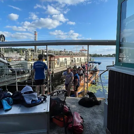 Schiffspension Luise Hotel en barco Potsdam