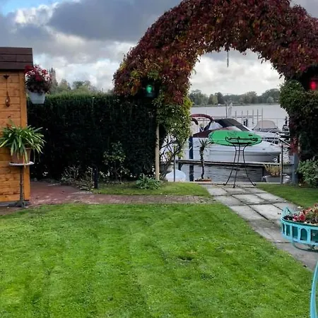 Bateau-hôtel Schiffspension Luise